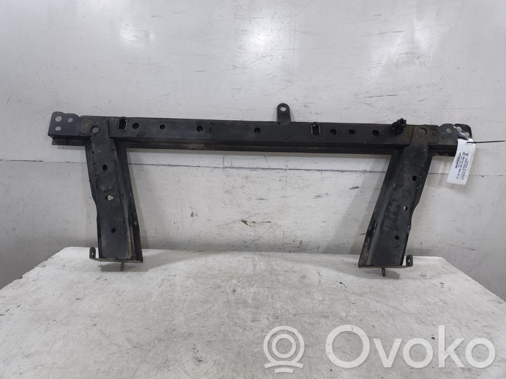 Renault Clio III Panel mocowanie chłodnicy / dół