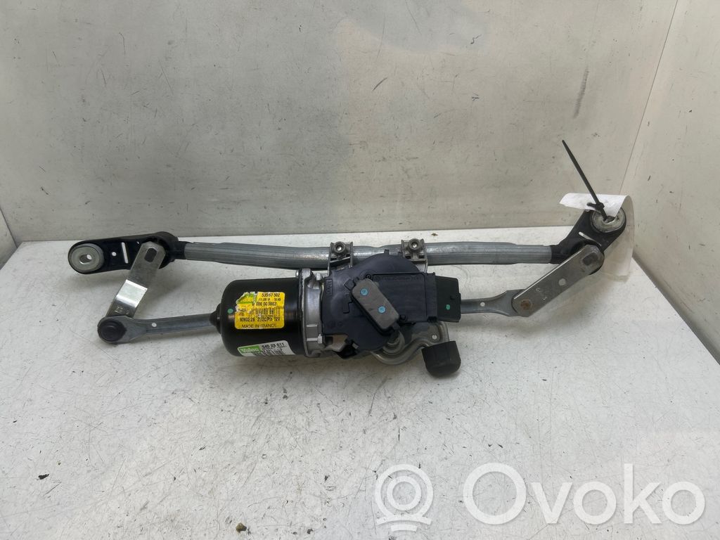 Renault Clio III Pyyhkimen moottori 