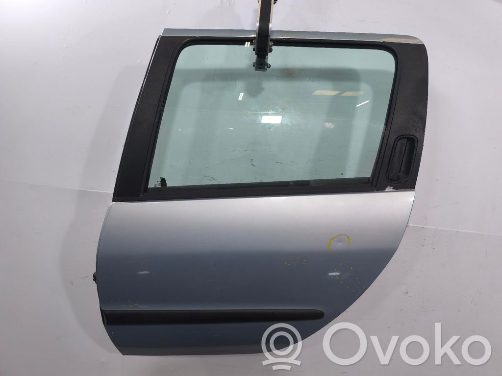 Peugeot 206 Drzwi tylne 
