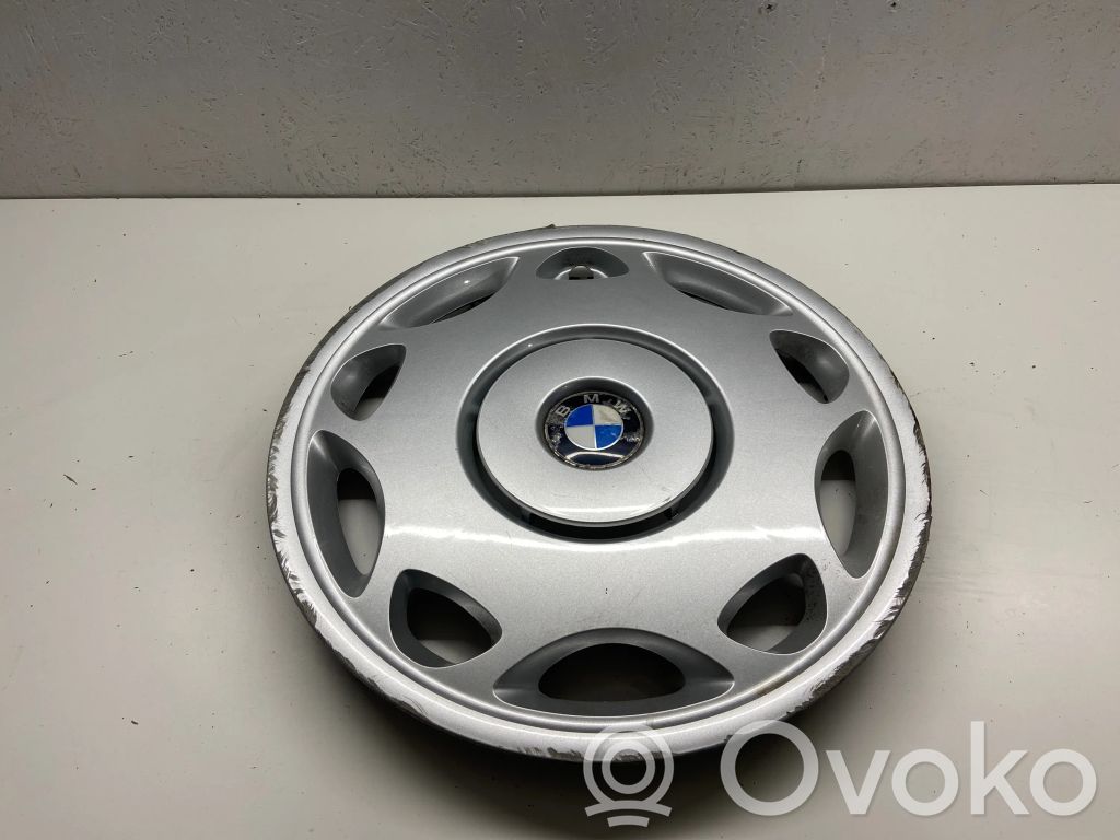 BMW 3 E36 R15-pölykapseli 