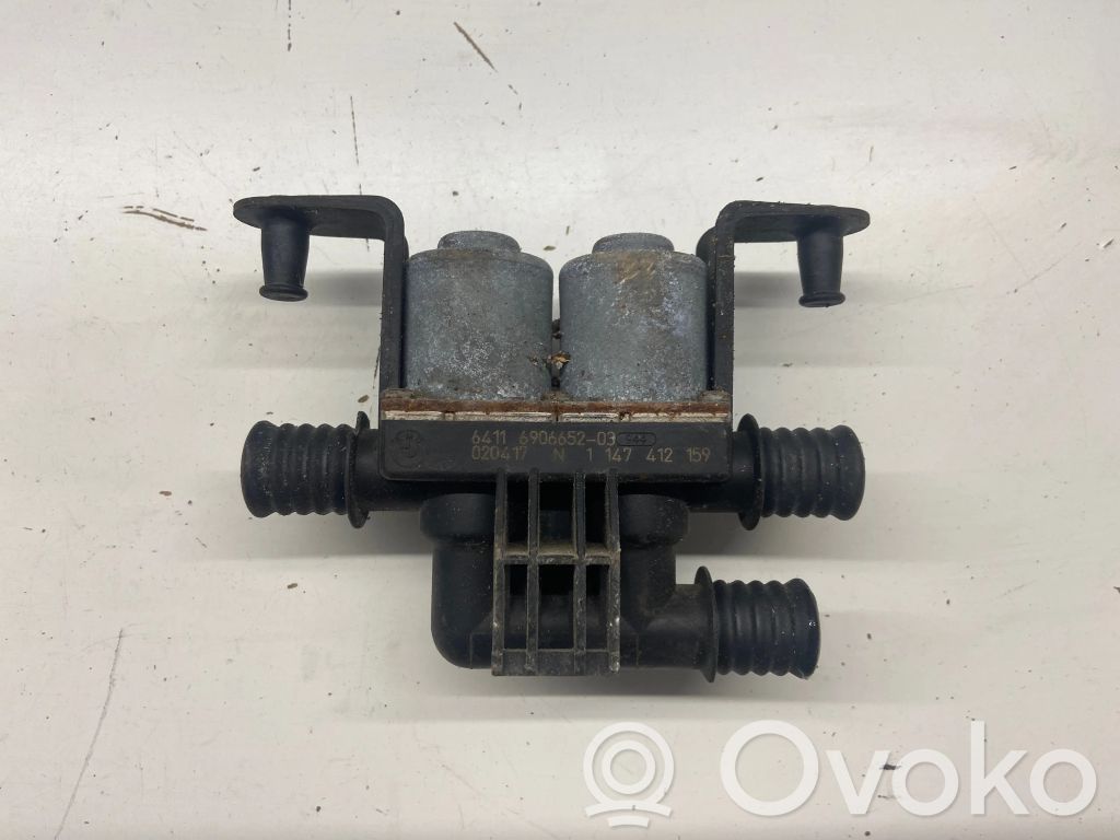 BMW 5 E39 Apsildes radiatora vārsts (-i) 