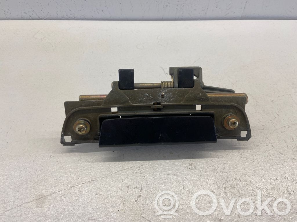 BMW 3 E36 Rankena atidarymo išorinė 