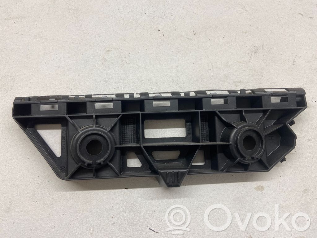 Volkswagen Taigo Uchwyt / Mocowanie zderzaka tylnego 
