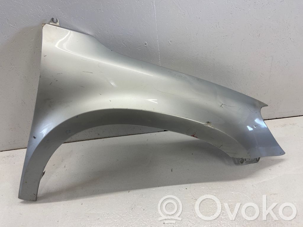 Błotnik przedni   5L0821162