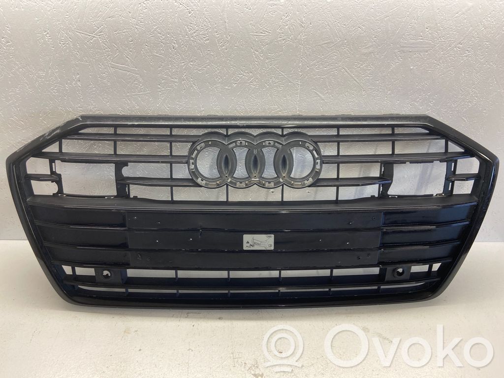 Audi A6 S6 C8 4K Etupuskurin ylempi jäähdytinsäleikkö 