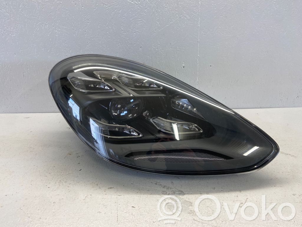 Porsche Panamera (971) Lampa przednia 