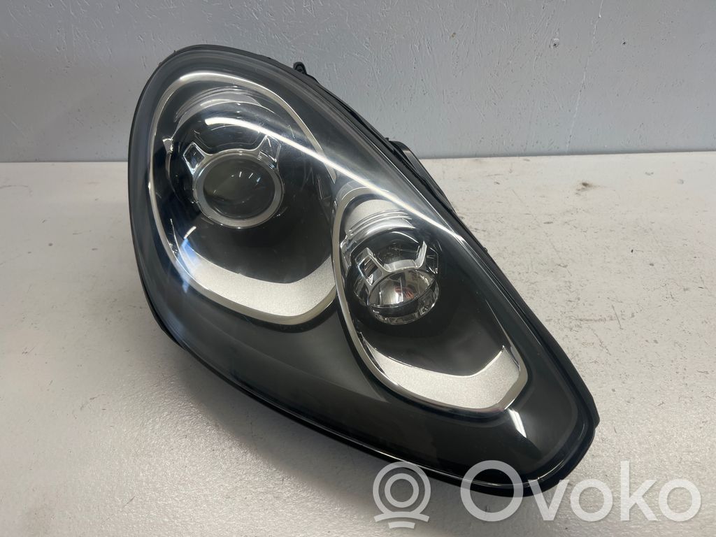 Porsche Cayenne (92A) Scheinwerfer 