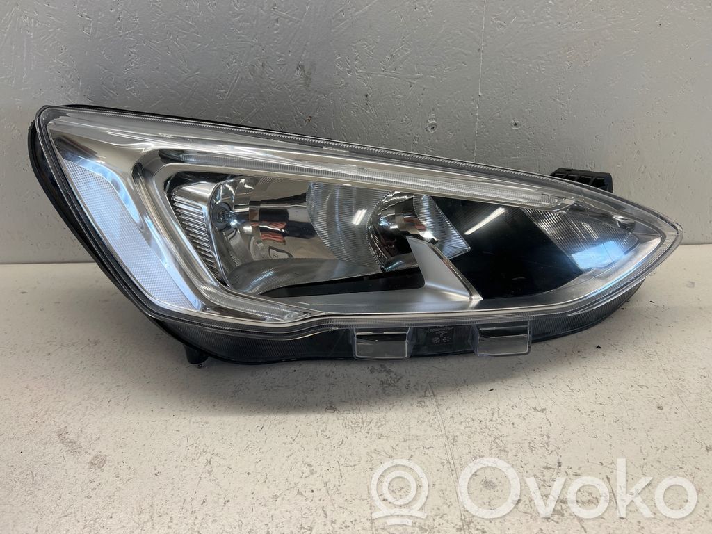 Ford Fiesta Headlight/headlamp 