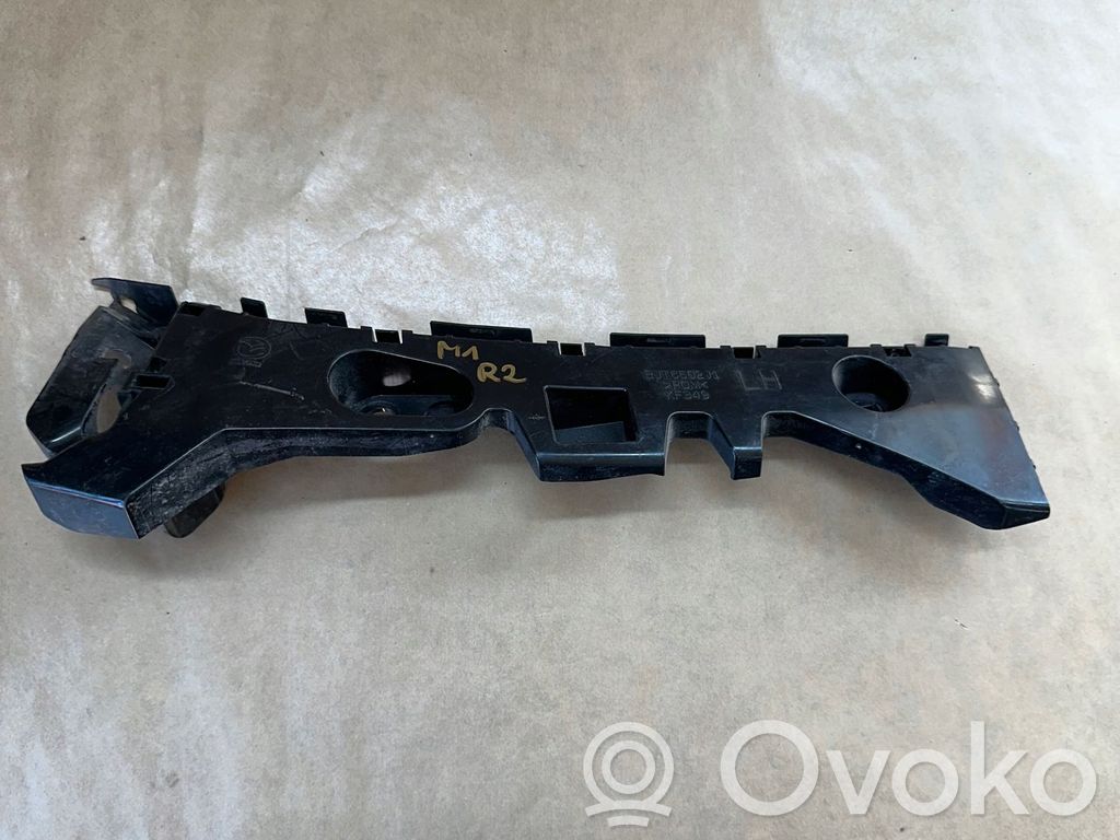 Mazda 3 III Rear bumper mounting bracket 