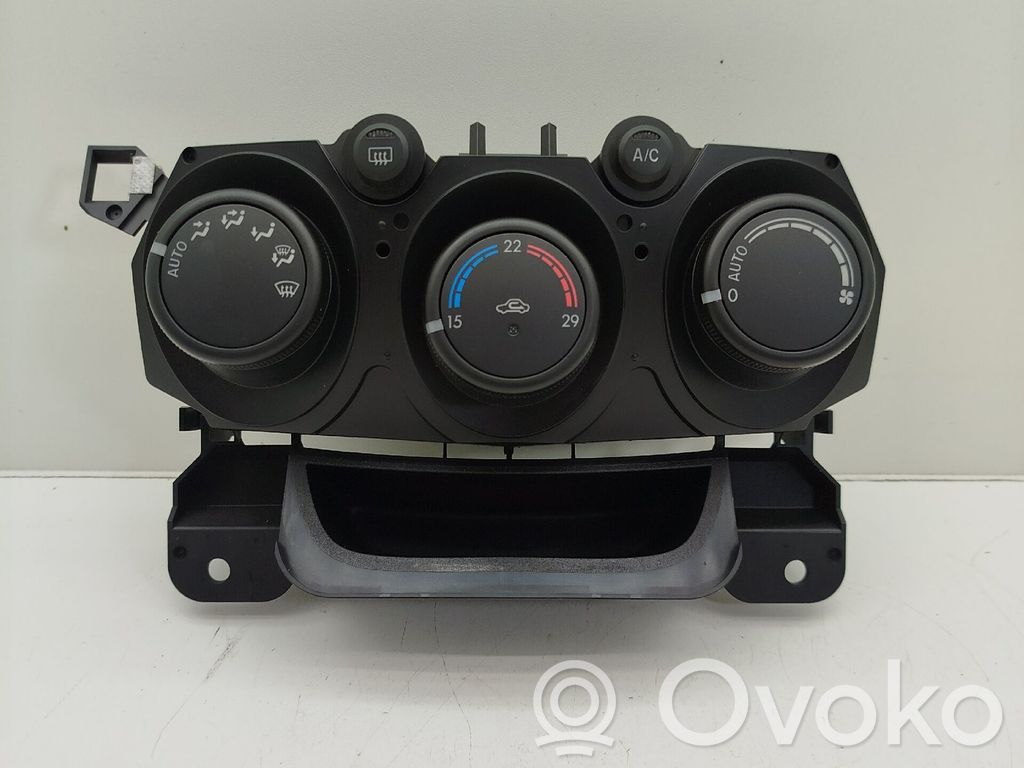 Mazda 2 Climate control unit 