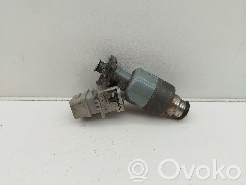 Opel Astra G Inyector de combustible 