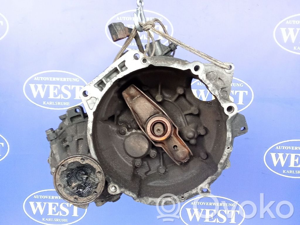 Volkswagen Golf III Cutie viteze manuală cu 5 trepte 