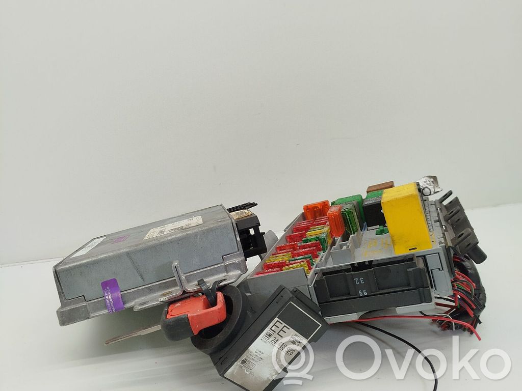Opel Vectra B Engine control unit/module 