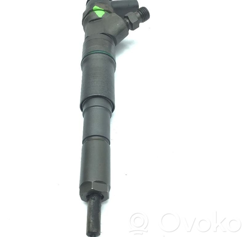 Fuel injector   7788609