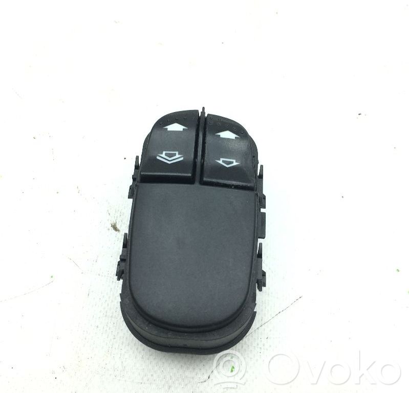 Electric window control switch   98AG14529AC