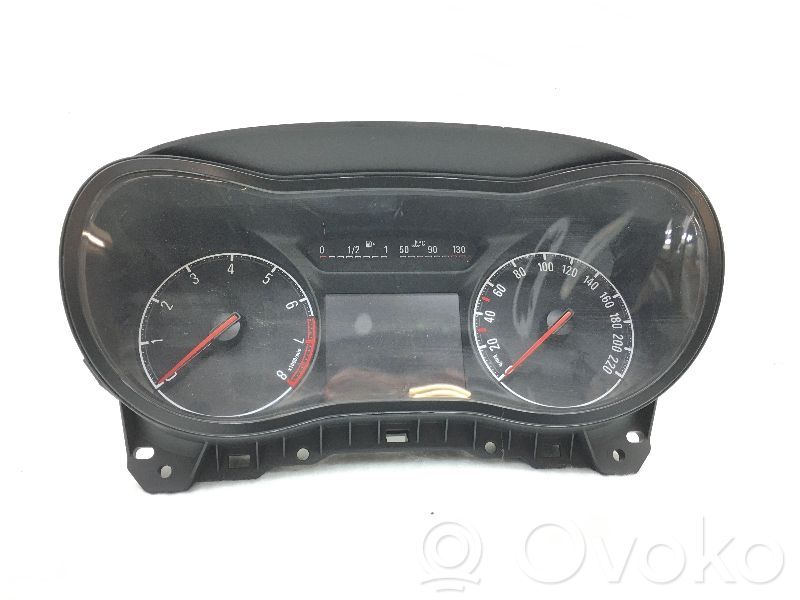 Opel Corsa E Spidometrs (instrumentu panelī) 