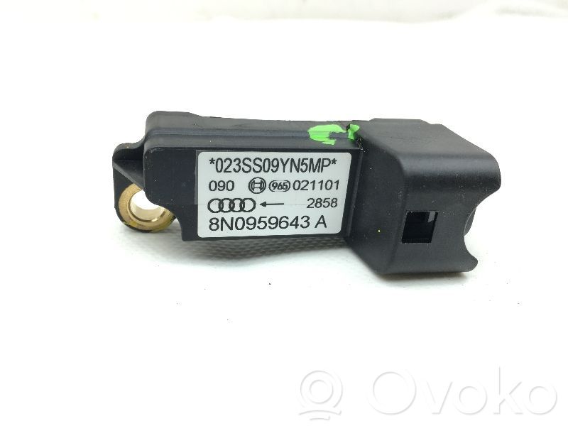 Airbagsensor Crashsensor Drucksensor   8N0959643A