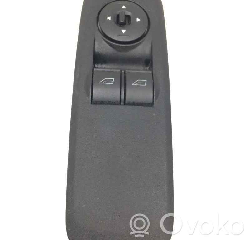 Electric window control switch   6M2T14A132CC