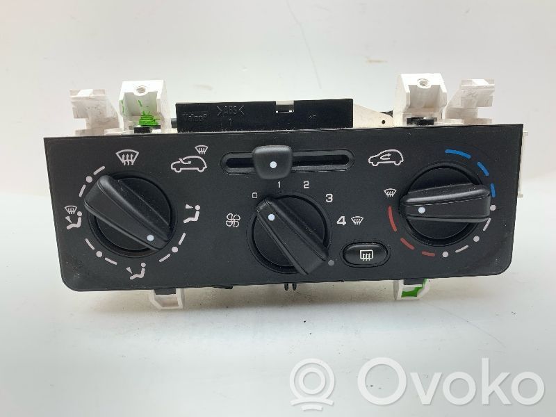 Climate control unit   F664477S