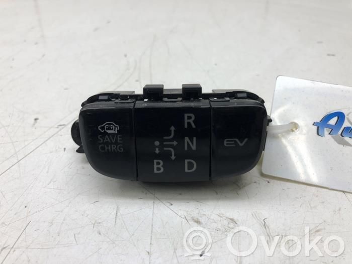 Other switches/knobs/shifts