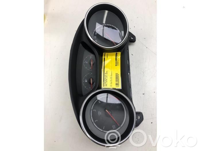 Tachometer   39042935