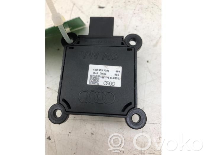 Audi e-tron Seat control switch 