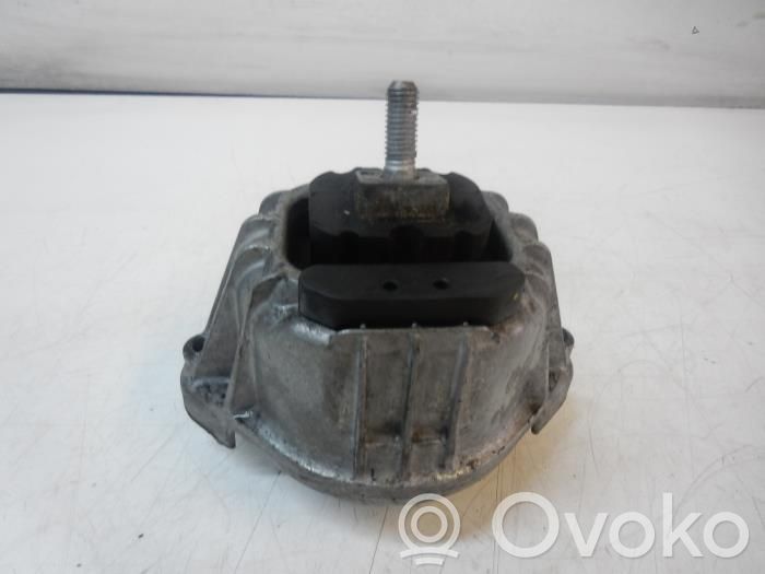 Engine mounting bracket   13981112