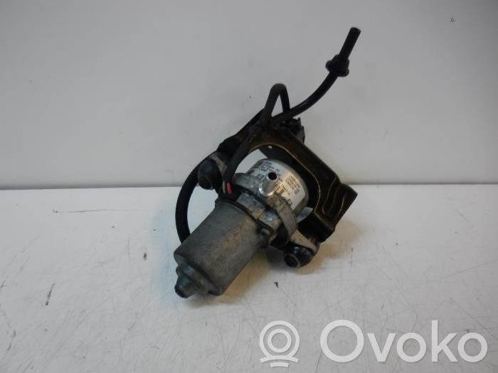 Vacuum pump   25954331