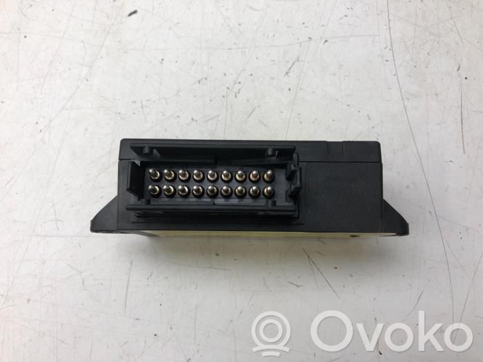 Module d'éclairage LCM   99661805102