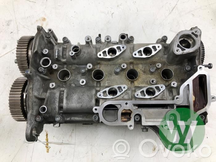 Culata del motor   05E103063F