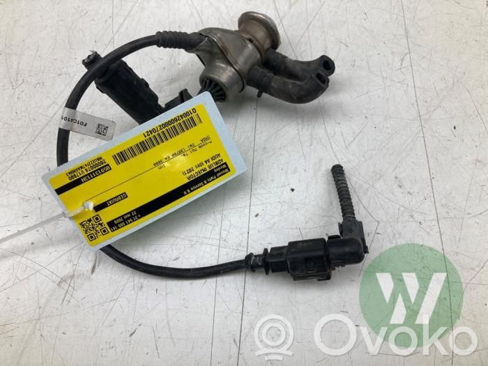 Fuel injector   059131113H