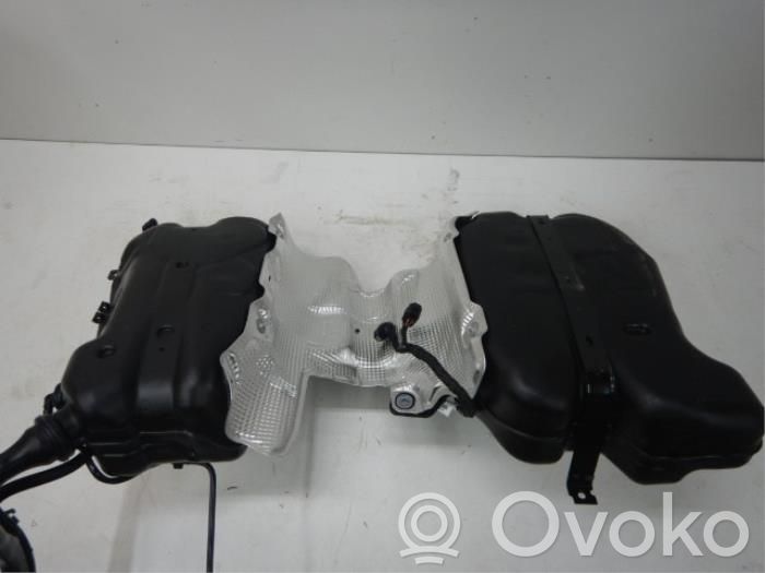 Volkswagen Golf VIII Depósito de combustible 