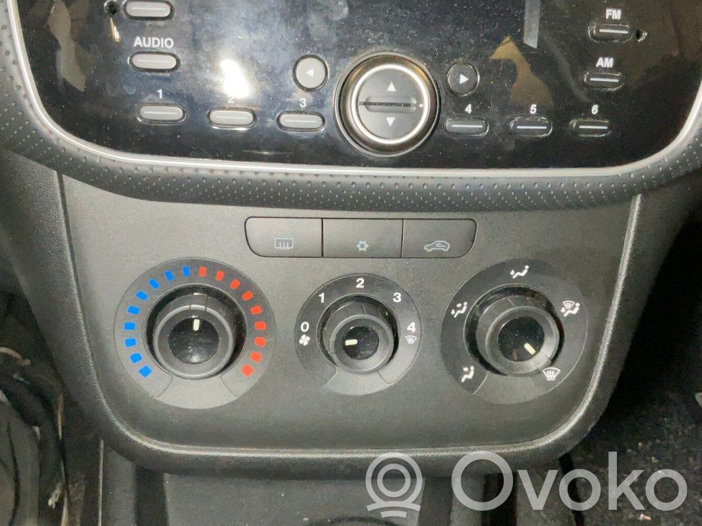 Panel klimatyzacji   735523091,0000735523091