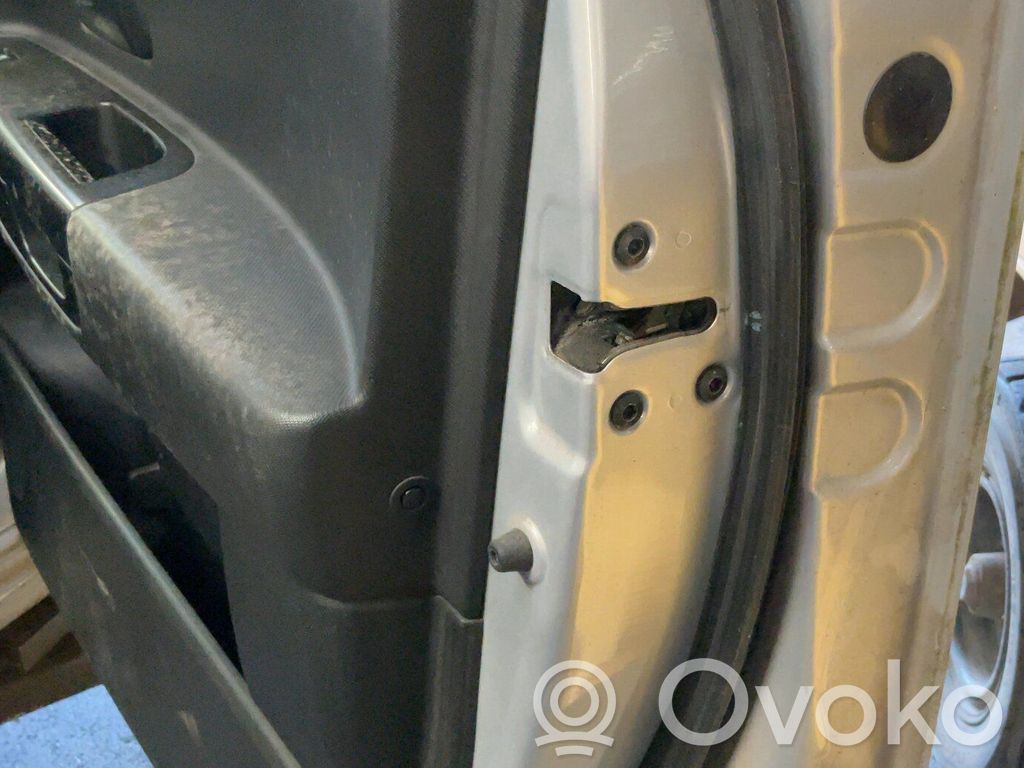 KIA Ceed Centrālās atslēgas motoriņš 