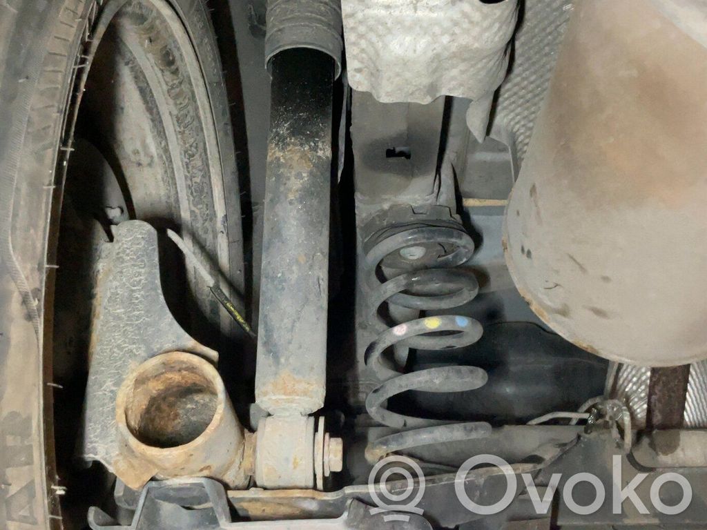 Renault Clio IV Amortizor spate 