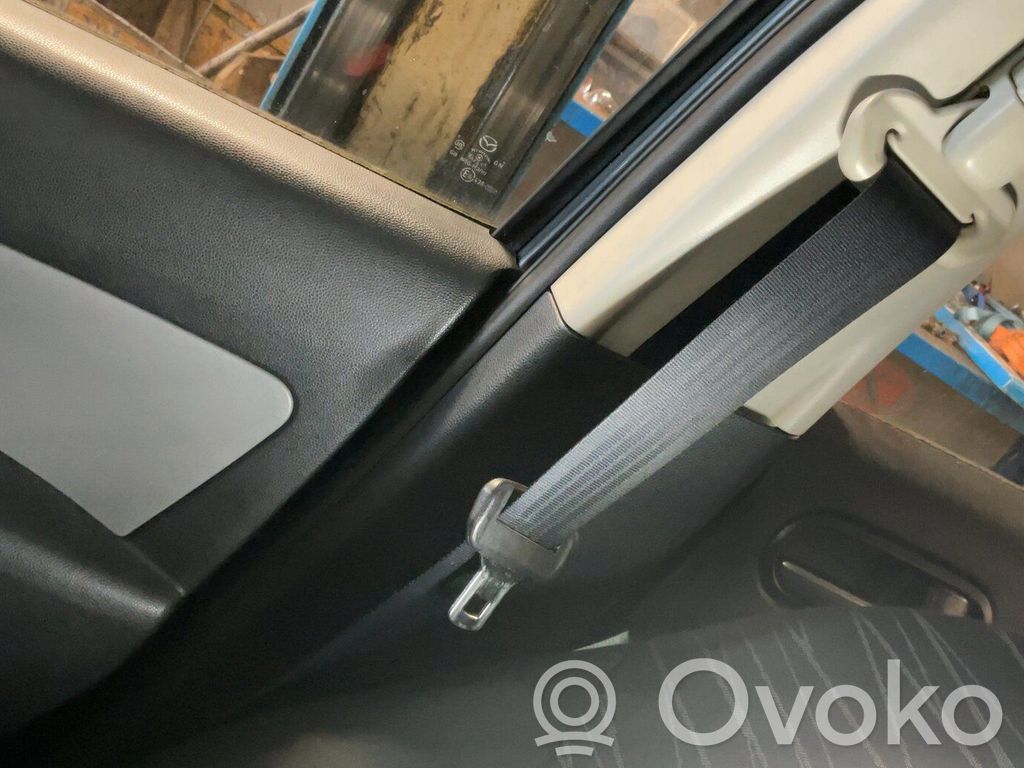 Mazda 2 Cinturón delantero 