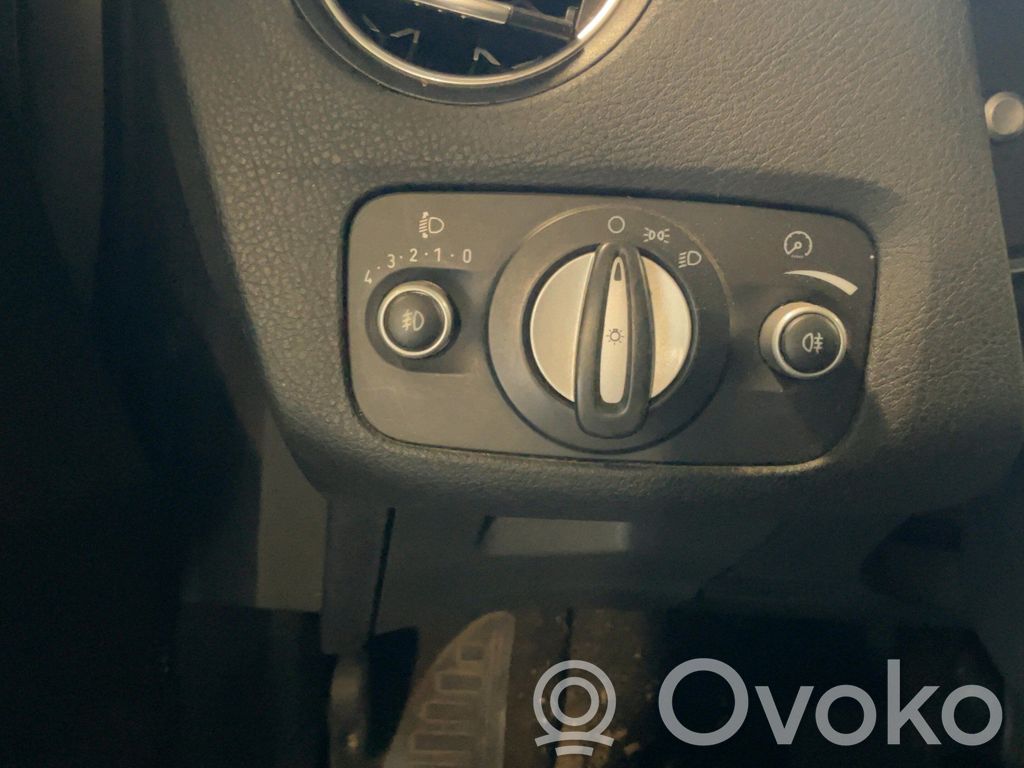 Ford Mondeo MK IV Light switch 