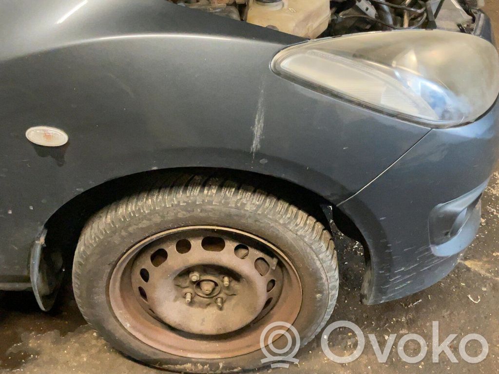 Mazda 2 Priekšpusē amortizators ar atsperi 