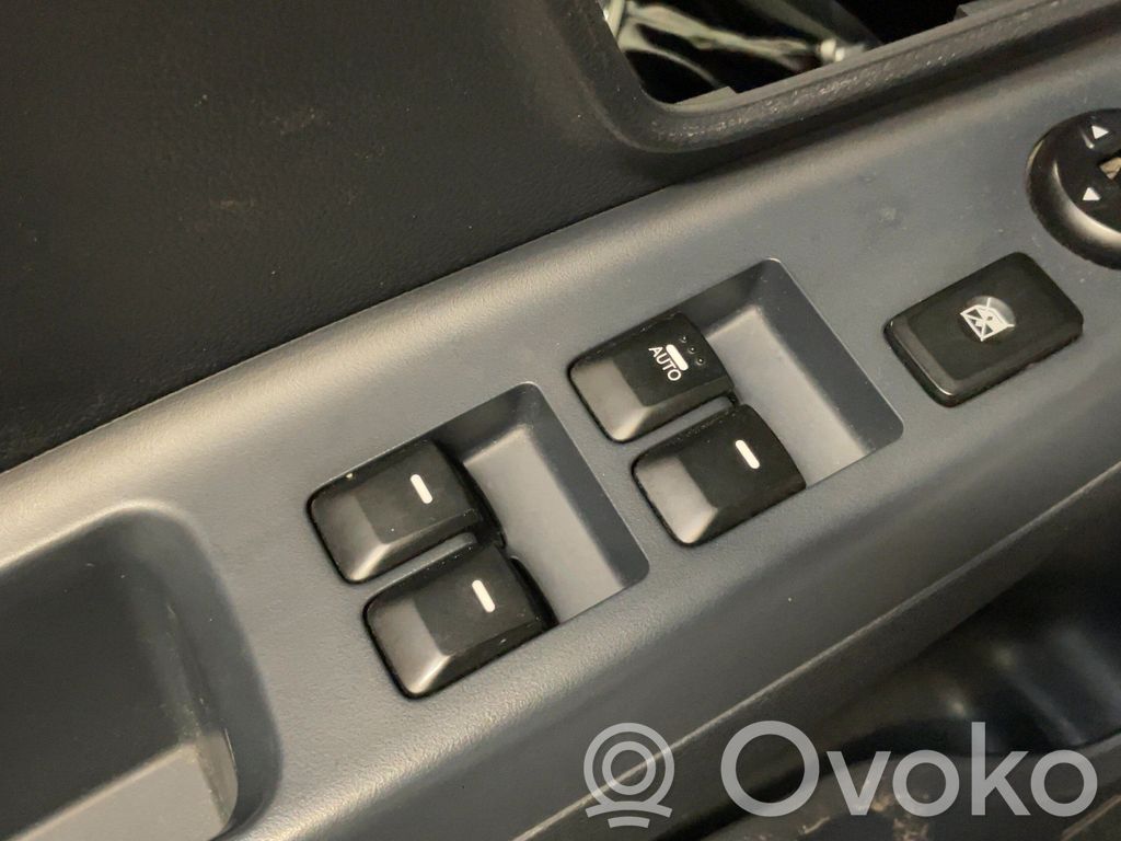 KIA Rio Electric window control switch 