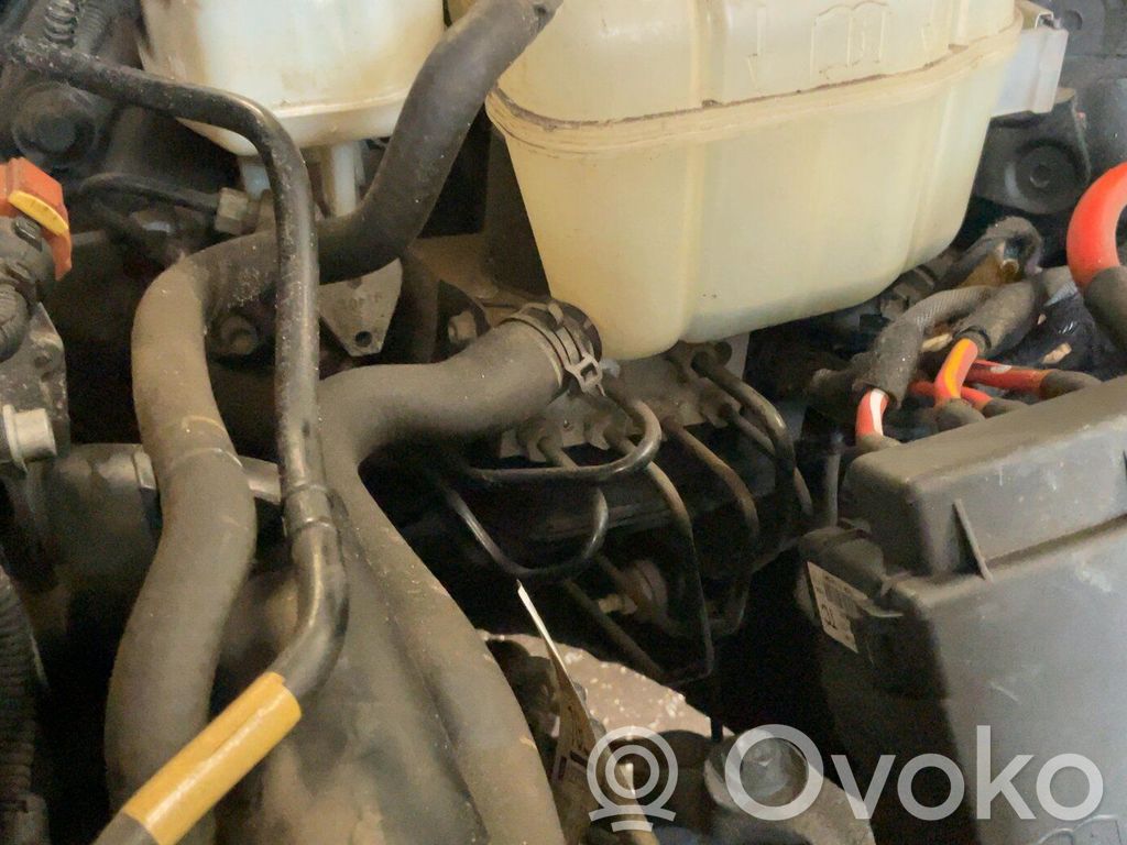 Opel Insignia A ABS bloks 