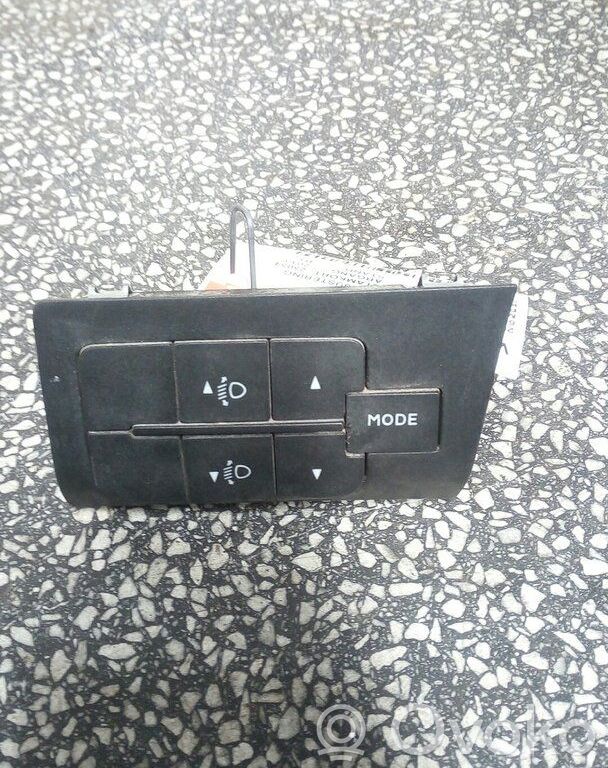 Fiat Ducato Headlight level height control switch 