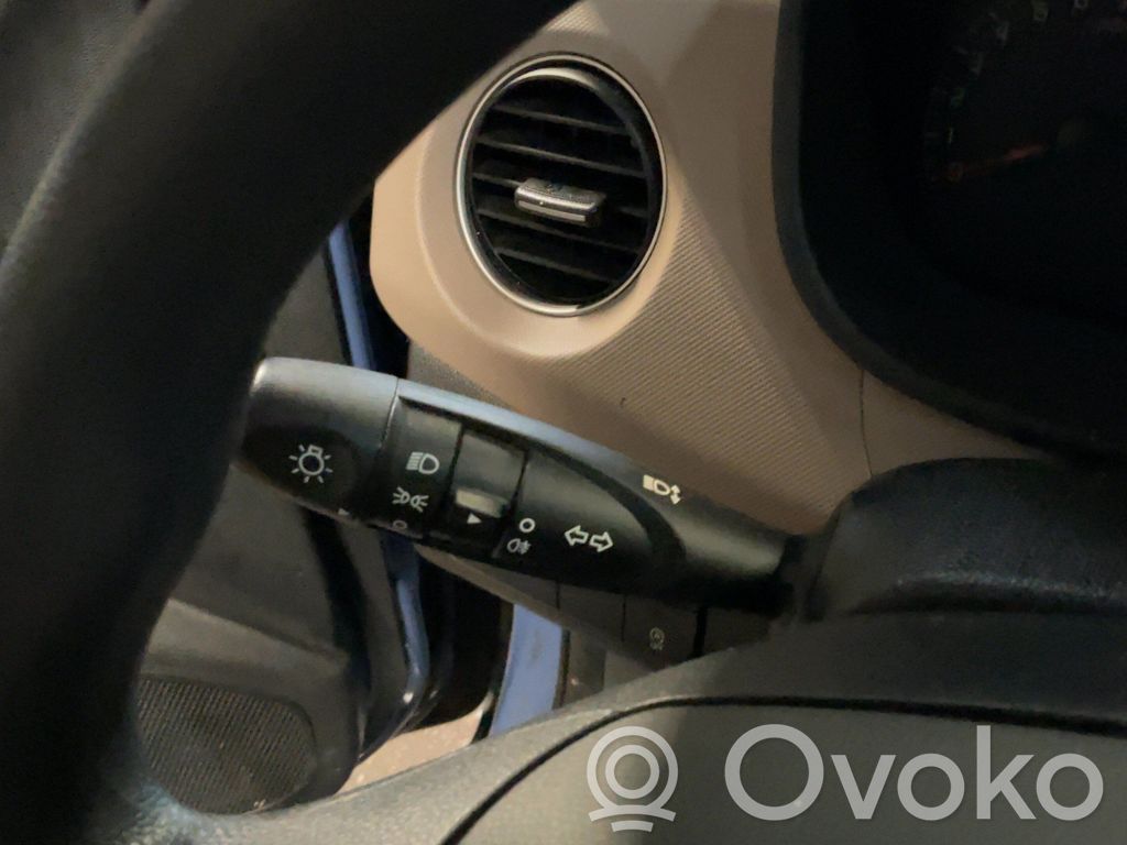 Hyundai i10 Interruptor de control multifunción 