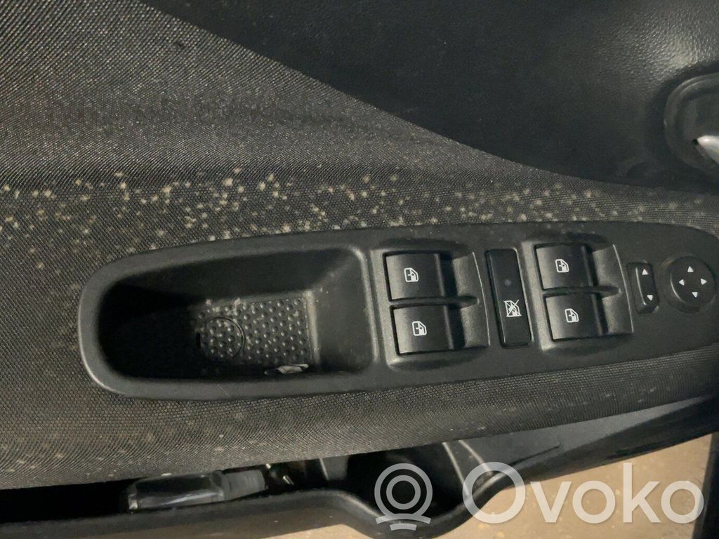 Fiat Punto Evo Przyciski szyb 
