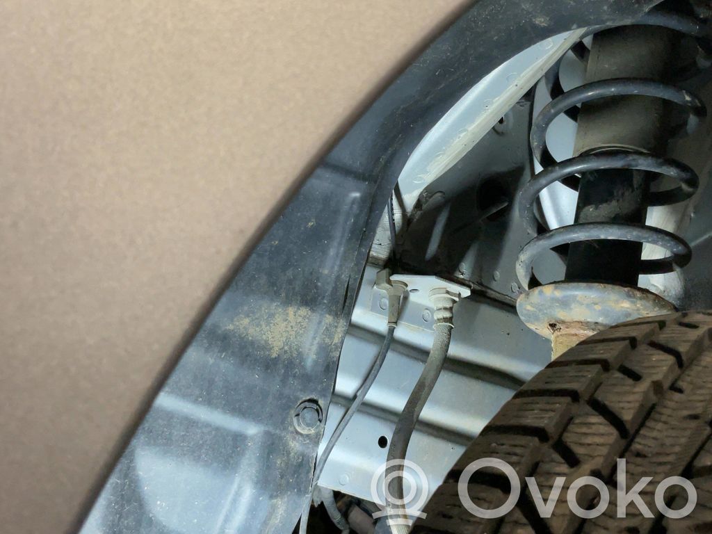 Mitsubishi Space Star Etuiskunvaimennin kierrejousella 