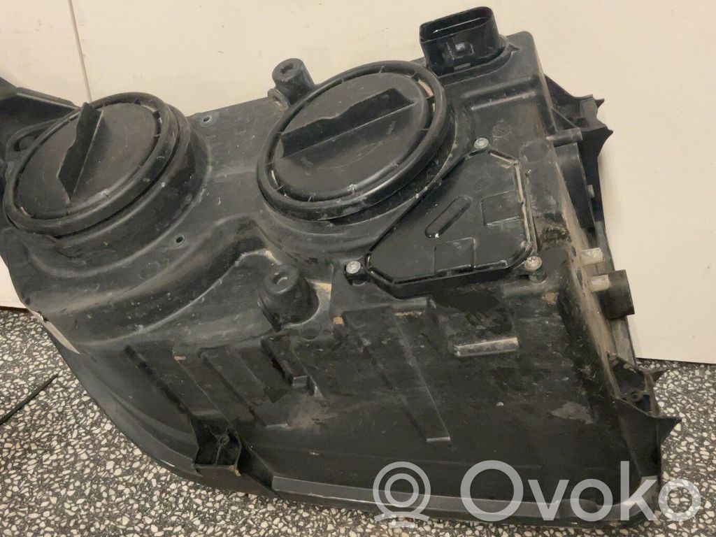 Volkswagen Crafter Headlight/headlamp 