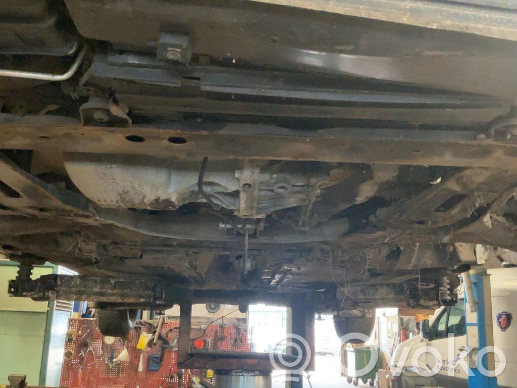 Renault Clio IV Bottom radiator support slam panel 
