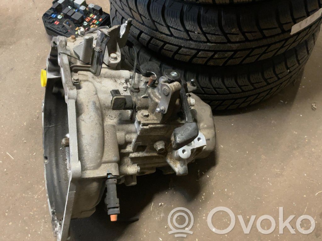 Opel Karl Manualna 5-biegowa skrzynia biegów 