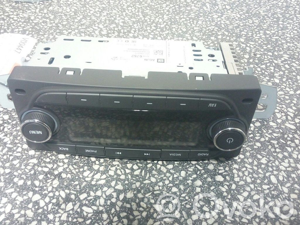 GPS navigation control unit/module   557799431,557799431