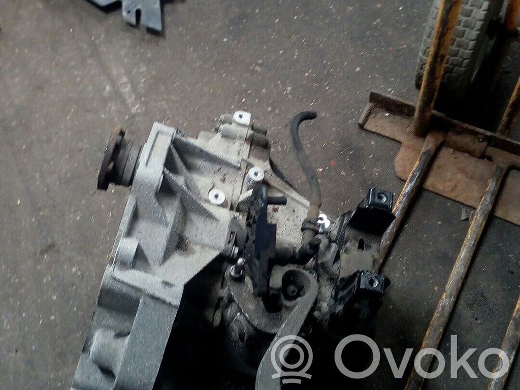 Volkswagen Polo V 6R Manual 5 speed gearbox 