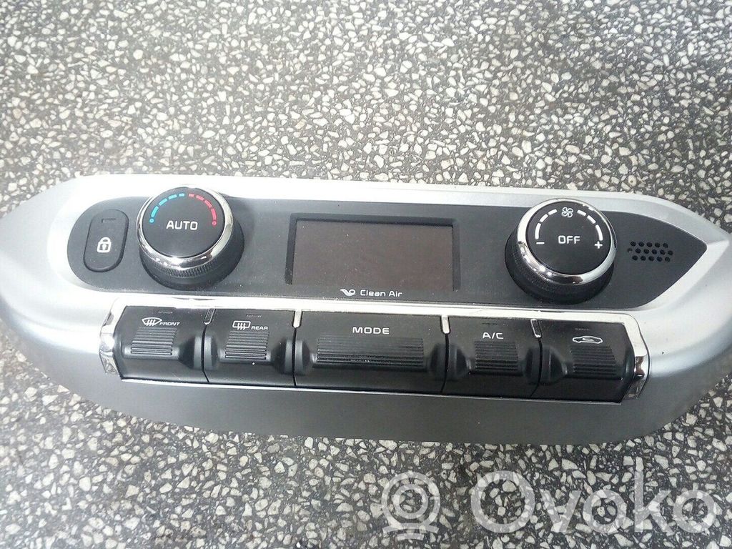 KIA Rio Climate control unit 